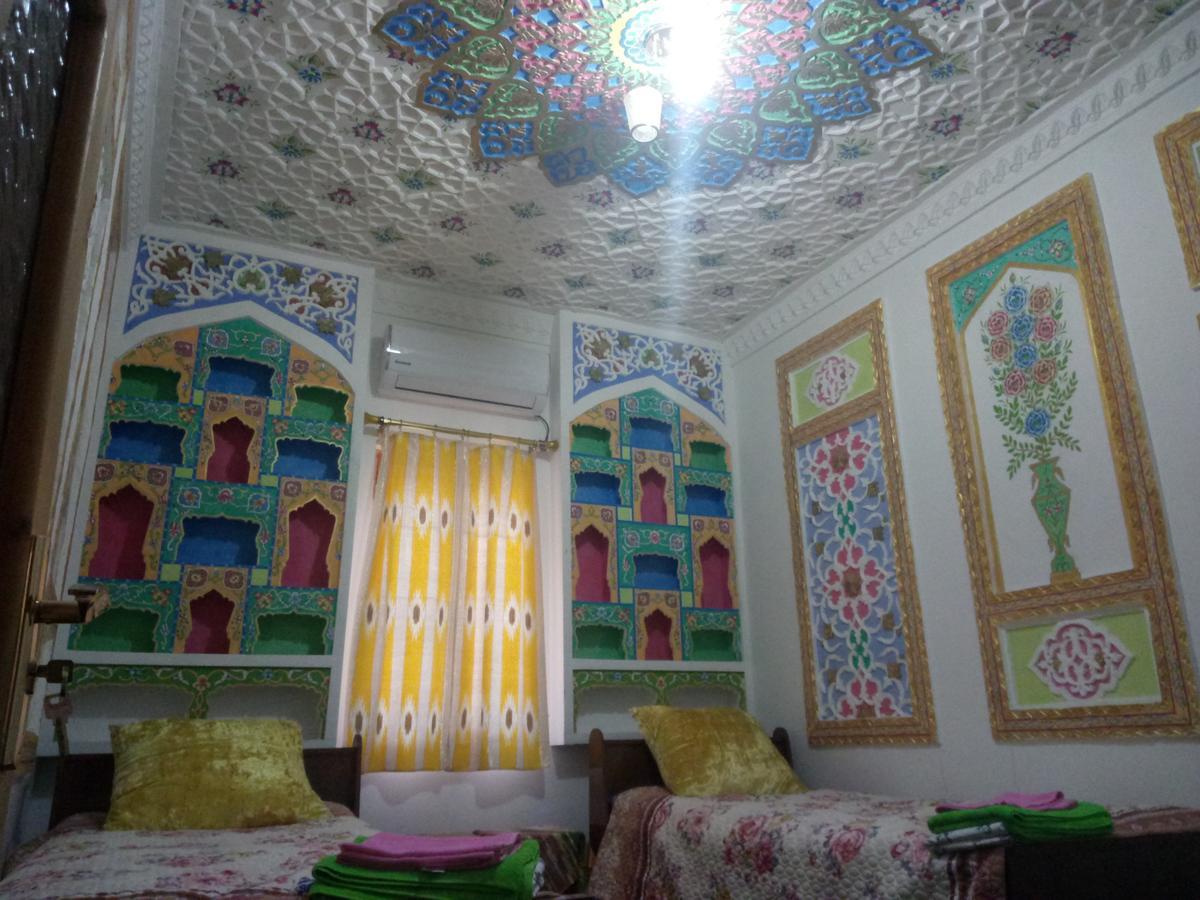 Al Hilol Guesthouse Buchara Exterior foto