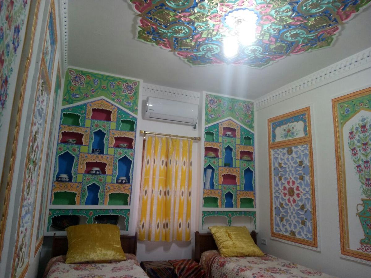 Al Hilol Guesthouse Buchara Exterior foto